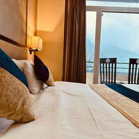 The Royal Majestic Mountain View Hotell Manāli Eksteriør bilde